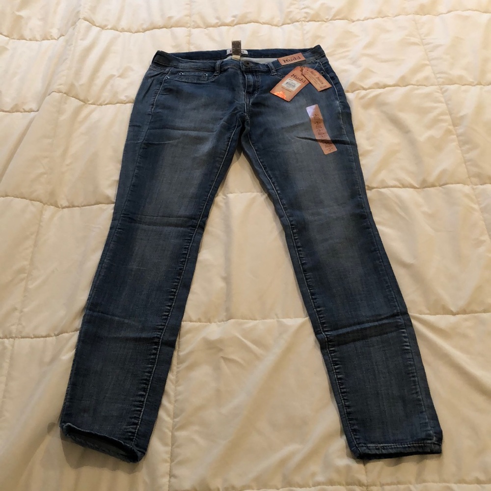 **NEW Blue jeans
